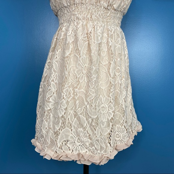 VTG Twenty One Cream Lace Floral Mini Dress Size M - Picture 10 of 14